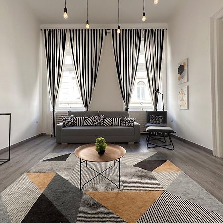 R&R Central Apartment בודפשט מראה חיצוני תמונה