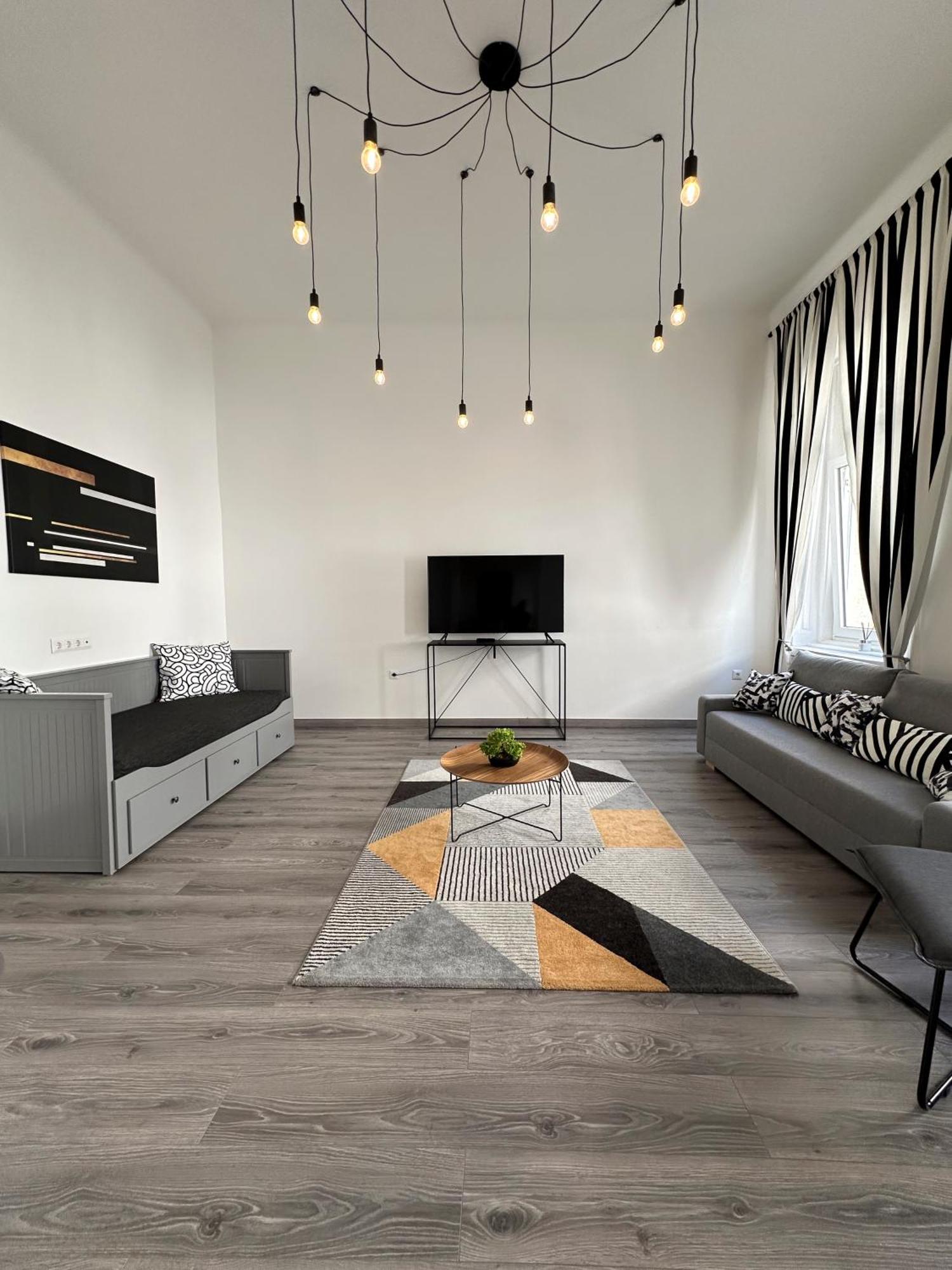 R&R Central Apartment בודפשט מראה חיצוני תמונה